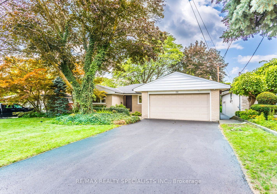 22-heathview-avenue-toronto-north-york-ontario-c13683552