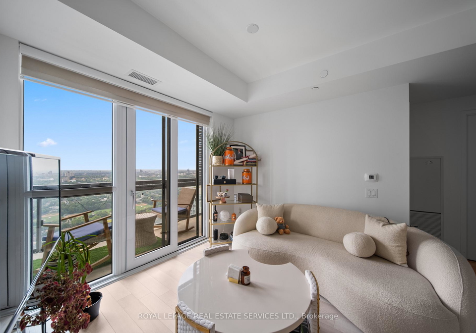 39-roehampton-avenue-toronto-toronto-ontario-c13683560
