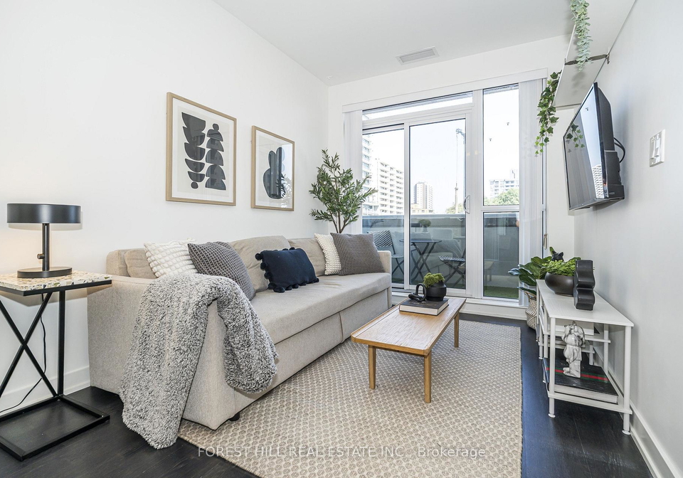 501-st-clair-avenue-w-toronto-toronto-ontario-c13683584
