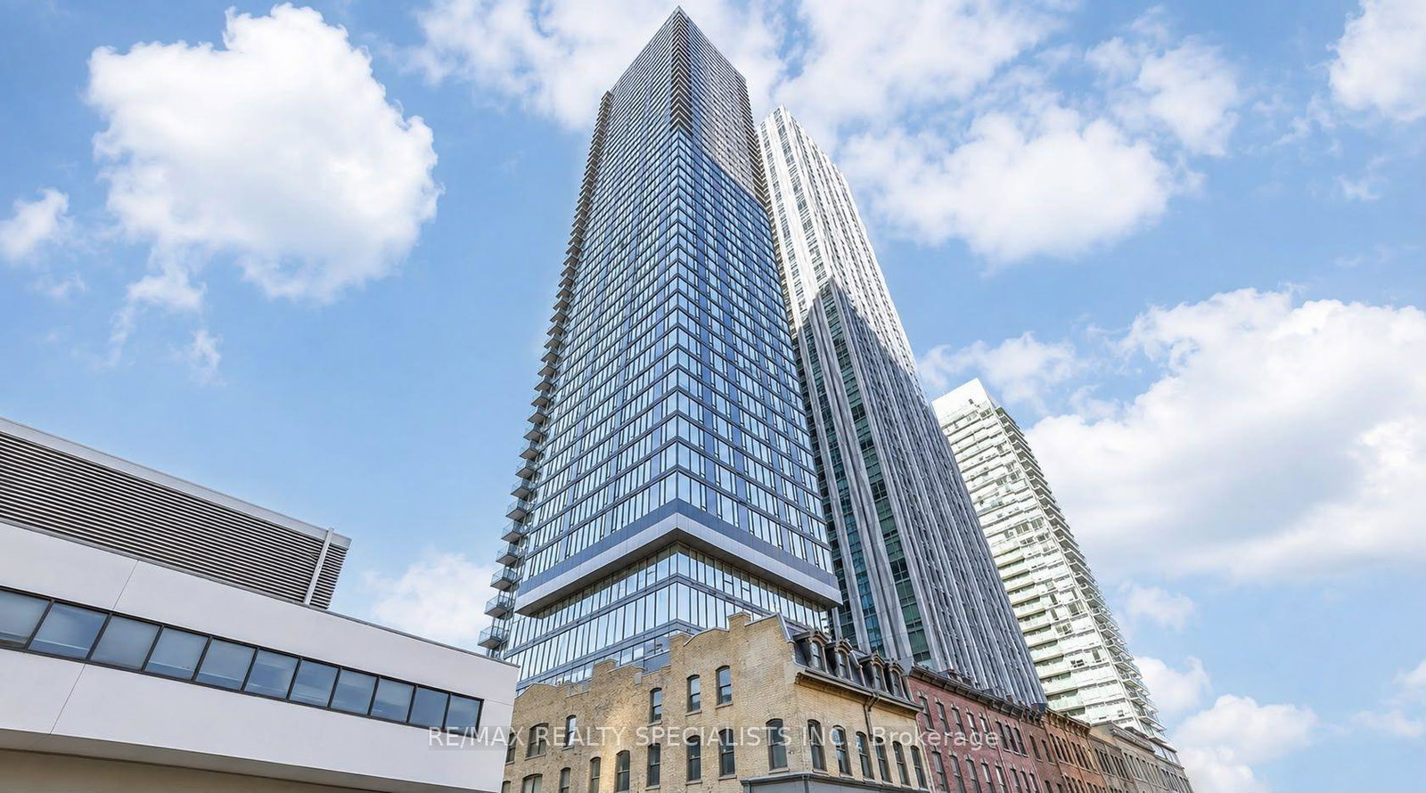8-cumberland-street-toronto-toronto-ontario-c13683886