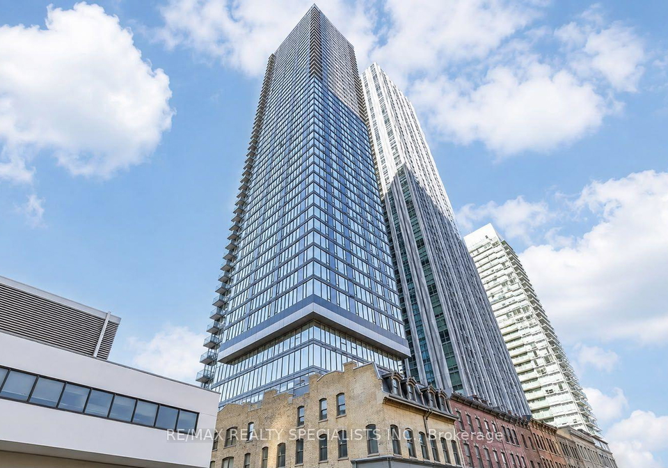 8-cumberland-street-toronto-toronto-ontario-c13683886