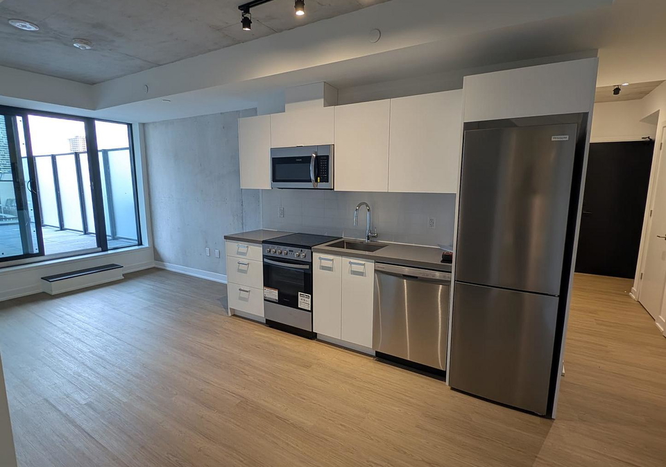 284-king-street-toronto-toronto-ontario-c13683986