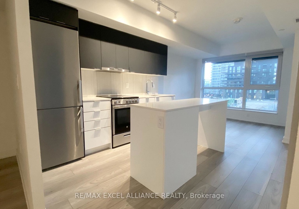 8-tippett-road-toronto-toronto-ontario-c13684204