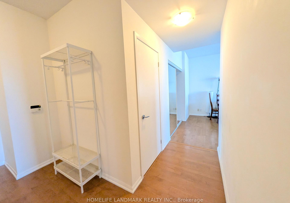 832-bay-street-toronto-toronto-ontario-c13684258