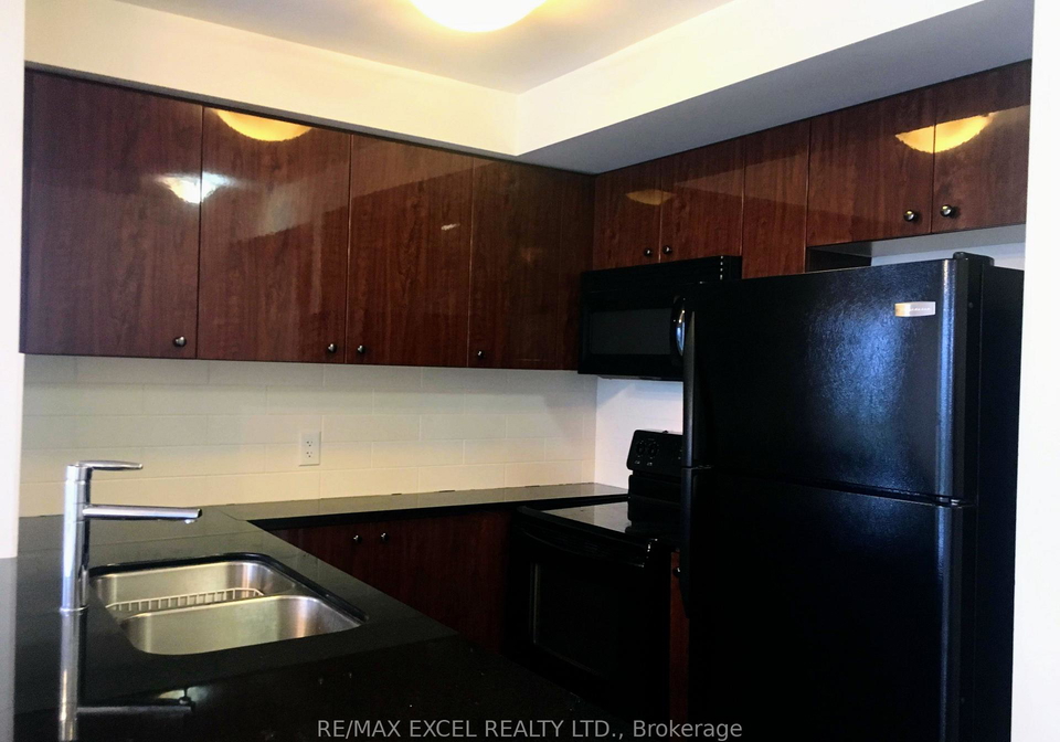 5793-yonge-street-toronto-north-york-ontario-c13684446