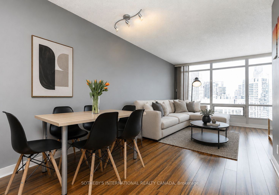 361-front-street-w-toronto-toronto-ontario-c13684600