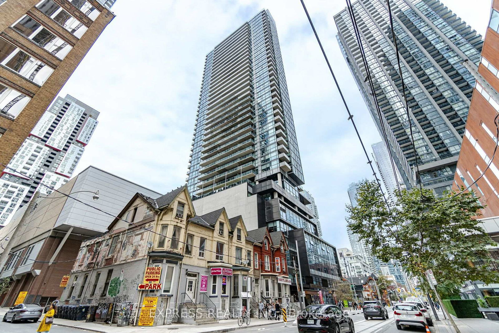 290-adelaide-street-w-toronto-toronto-ontario-c13684808