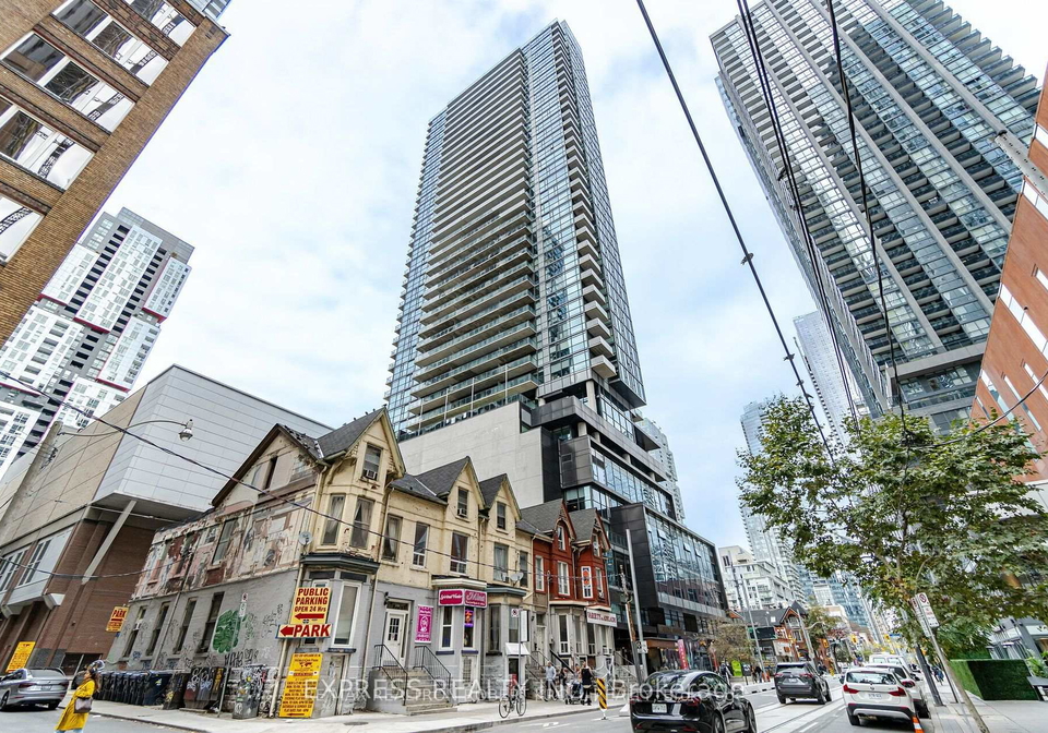 290-adelaide-street-w-toronto-toronto-ontario-c13684808