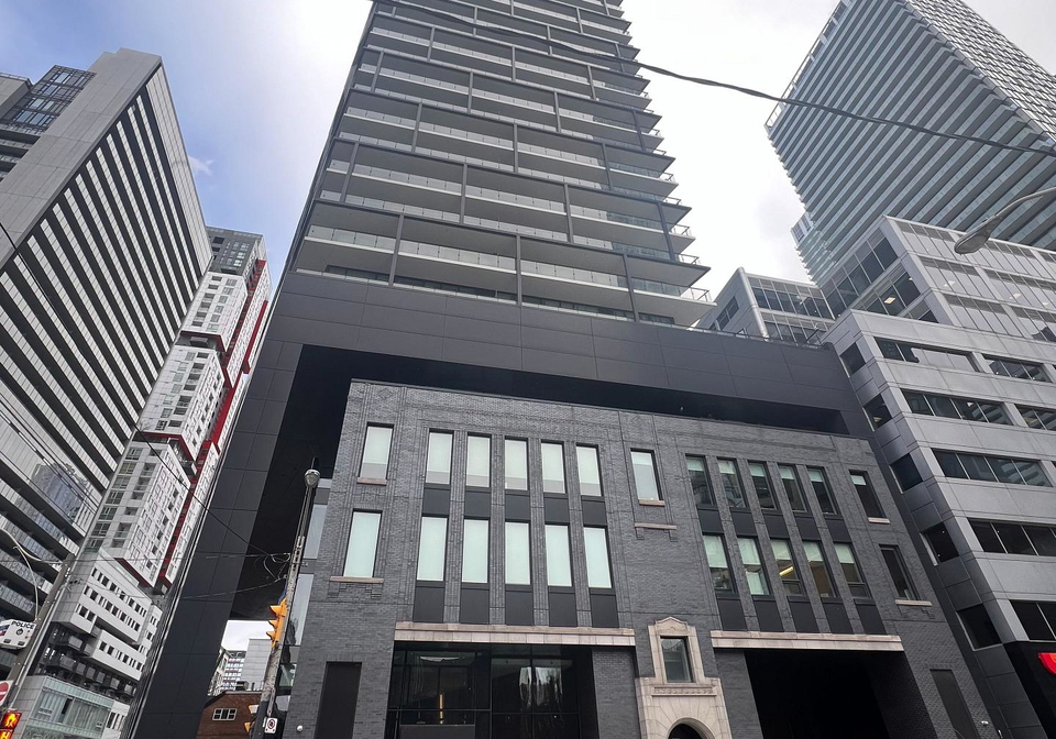 125-peter-street-toronto-toronto-ontario-c13685280