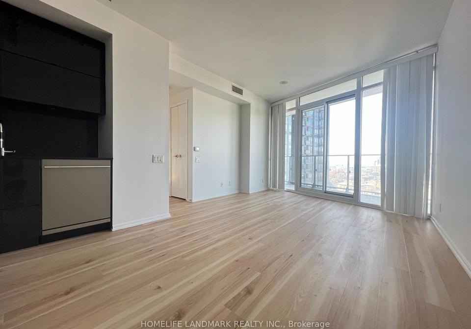 125-peter-street-toronto-toronto-ontario-c13685280