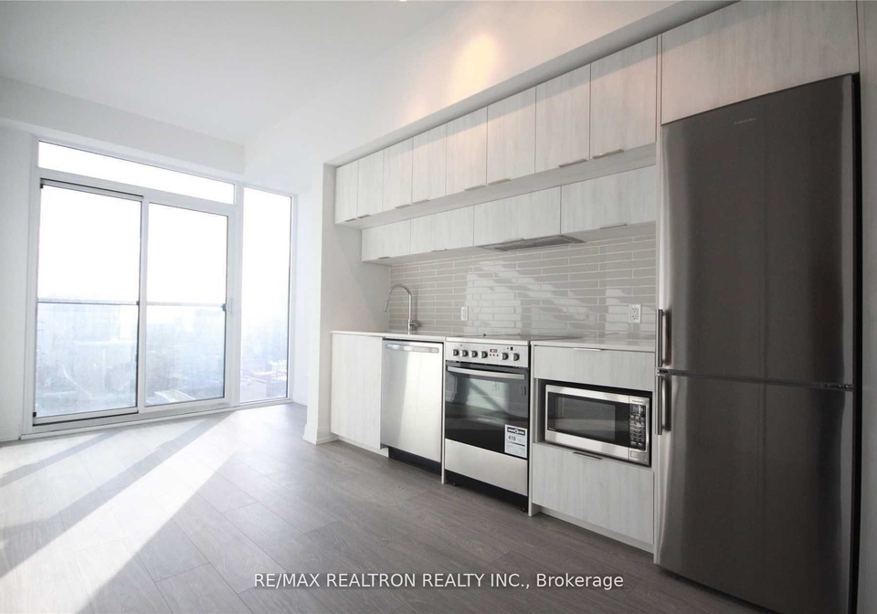 181-dundas-street-e-toronto-toronto-ontario-c13685406