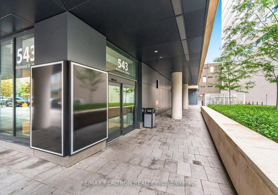 543-richmond-street-w-toronto-toronto-ontario-c13685646