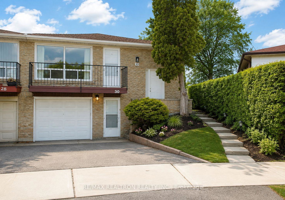 30-lowbank-court-toronto-north-york-ontario-c13685670