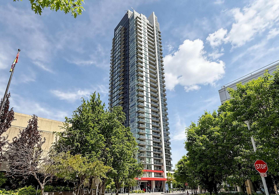 88-sheppard-avenue-e-toronto-north-york-ontario-c13685722
