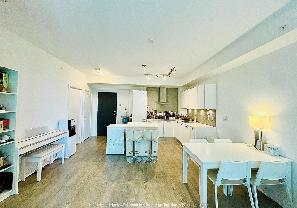 9-bogert-avenue-toronto-toronto-ontario-c13685728