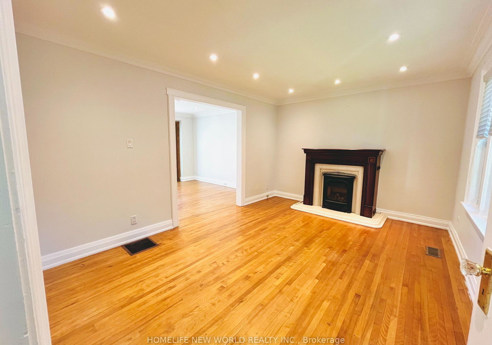 121-kingsdale-avenue-toronto-north-york-ontario-c13685764