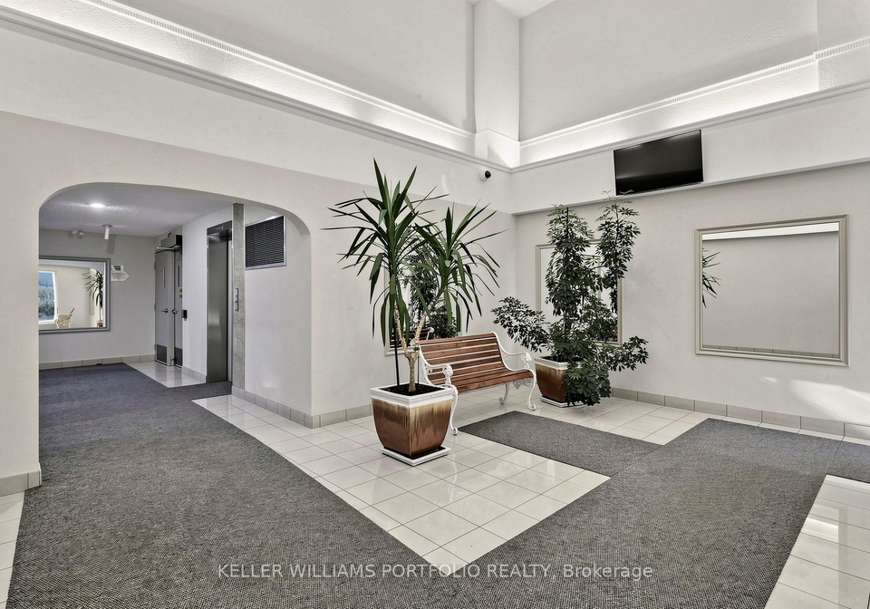 4005-don-mills-road-toronto-north-york-ontario-c13685820