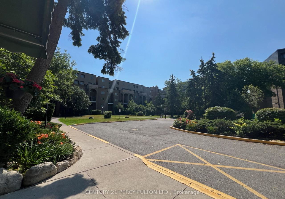 4005-don-mills-road-toronto-north-york-ontario-c13685980