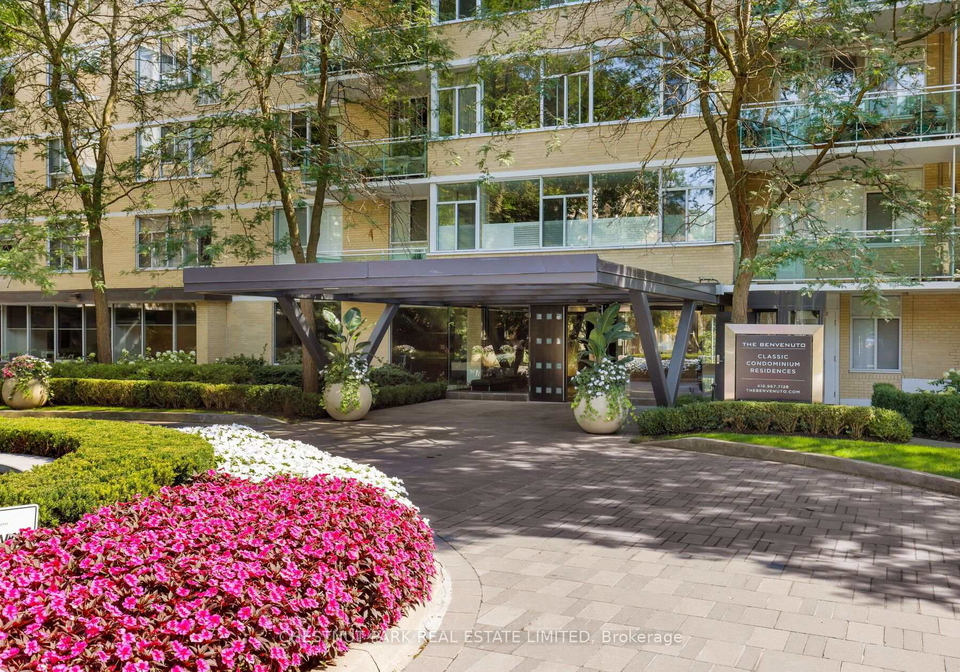 1-benvenuto-place-toronto-toronto-ontario-c13686018
