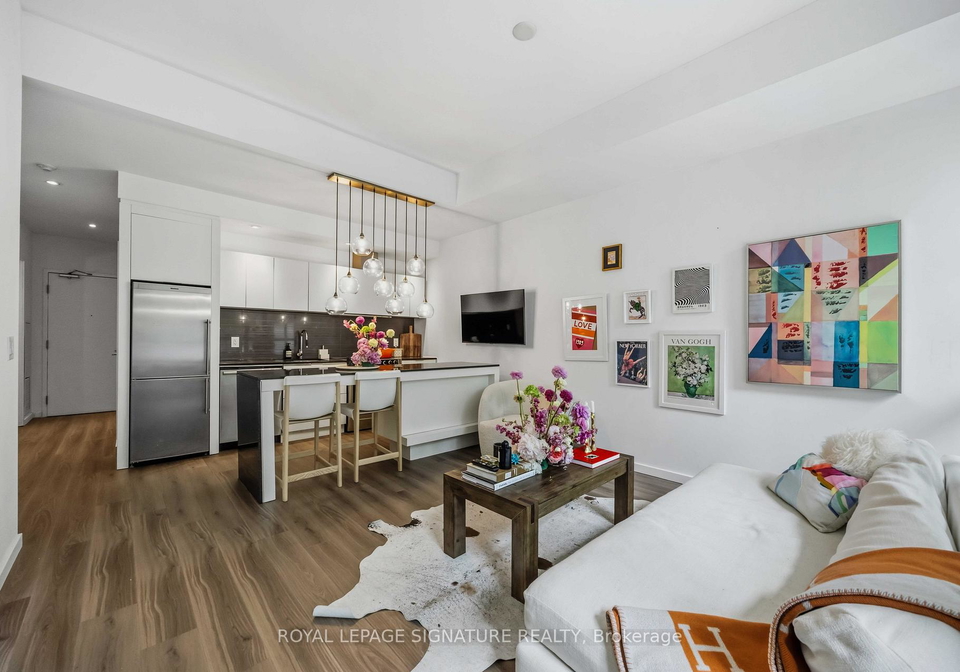8-charlotte-street-toronto-toronto-ontario-c13686020