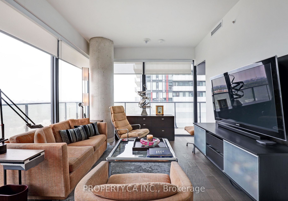 161-roehampton-avenue-toronto-toronto-ontario-c13686058