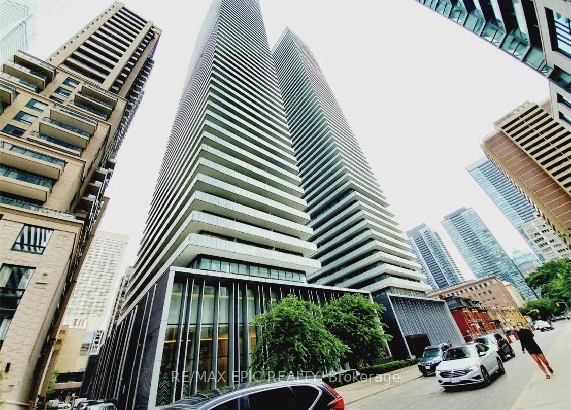 50-charles-street-e-toronto-toronto-ontario-c13686094