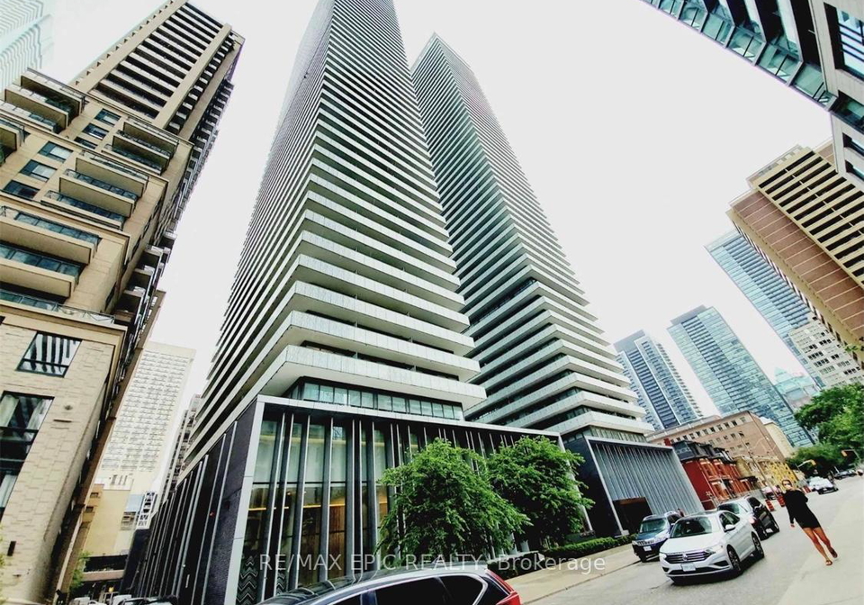 50-charles-street-e-toronto-toronto-ontario-c13686094