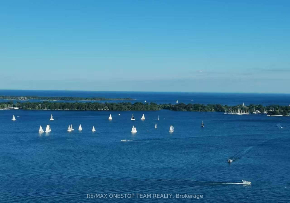 208-queens-quay-w-toronto-toronto-ontario-c13686140
