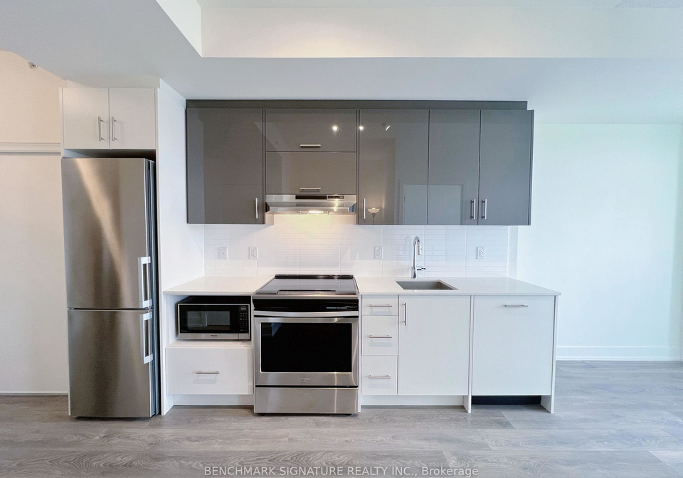 180-fairview-mall-drive-toronto-north-york-ontario-c13686268