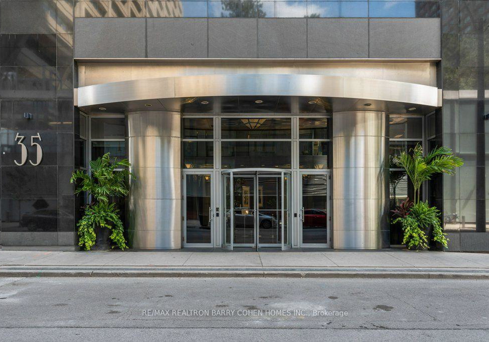 35-balmuto-street-toronto-toronto-ontario-c13686328
