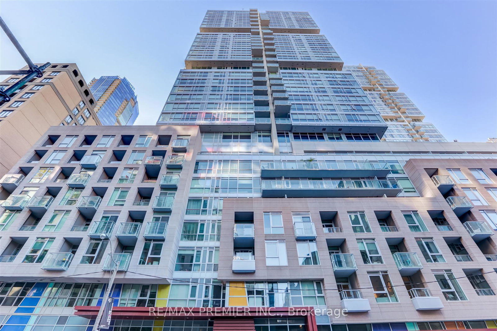 199-richmond-street-w-toronto-toronto-ontario-c13686514