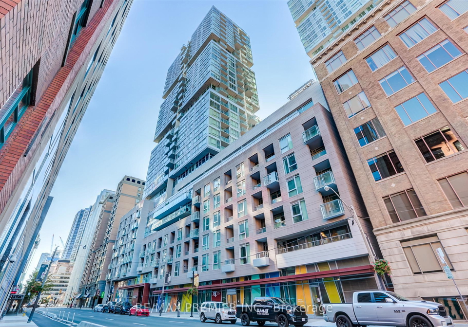 199-richmond-street-w-toronto-toronto-ontario-c13686514