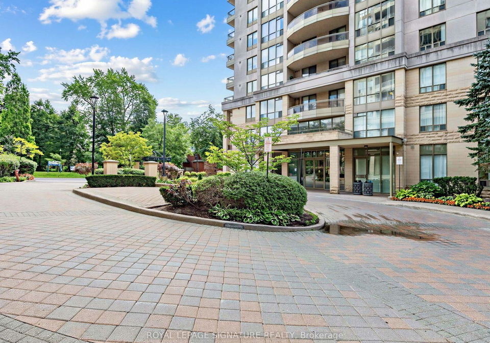 256-doris-avenue-toronto-north-york-ontario-c13686652
