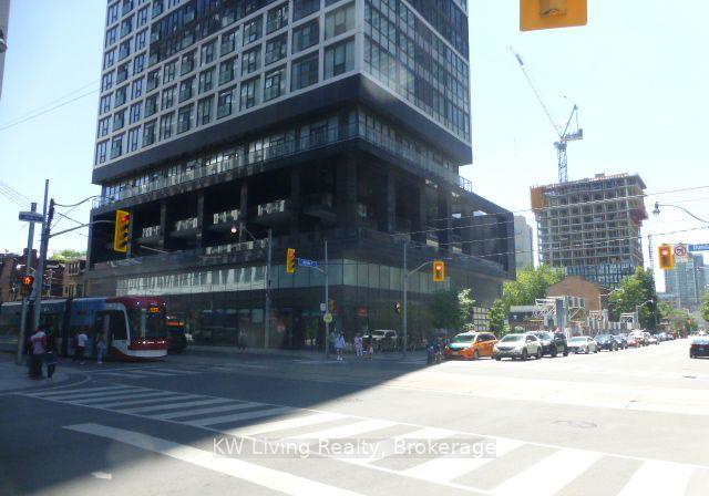 181-dundas-street-e-toronto-toronto-ontario-c13686662
