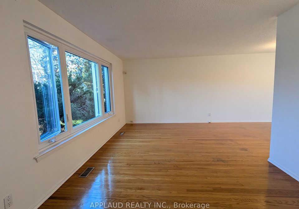 17-marowyne-drive-toronto-north-york-ontario-c13686666