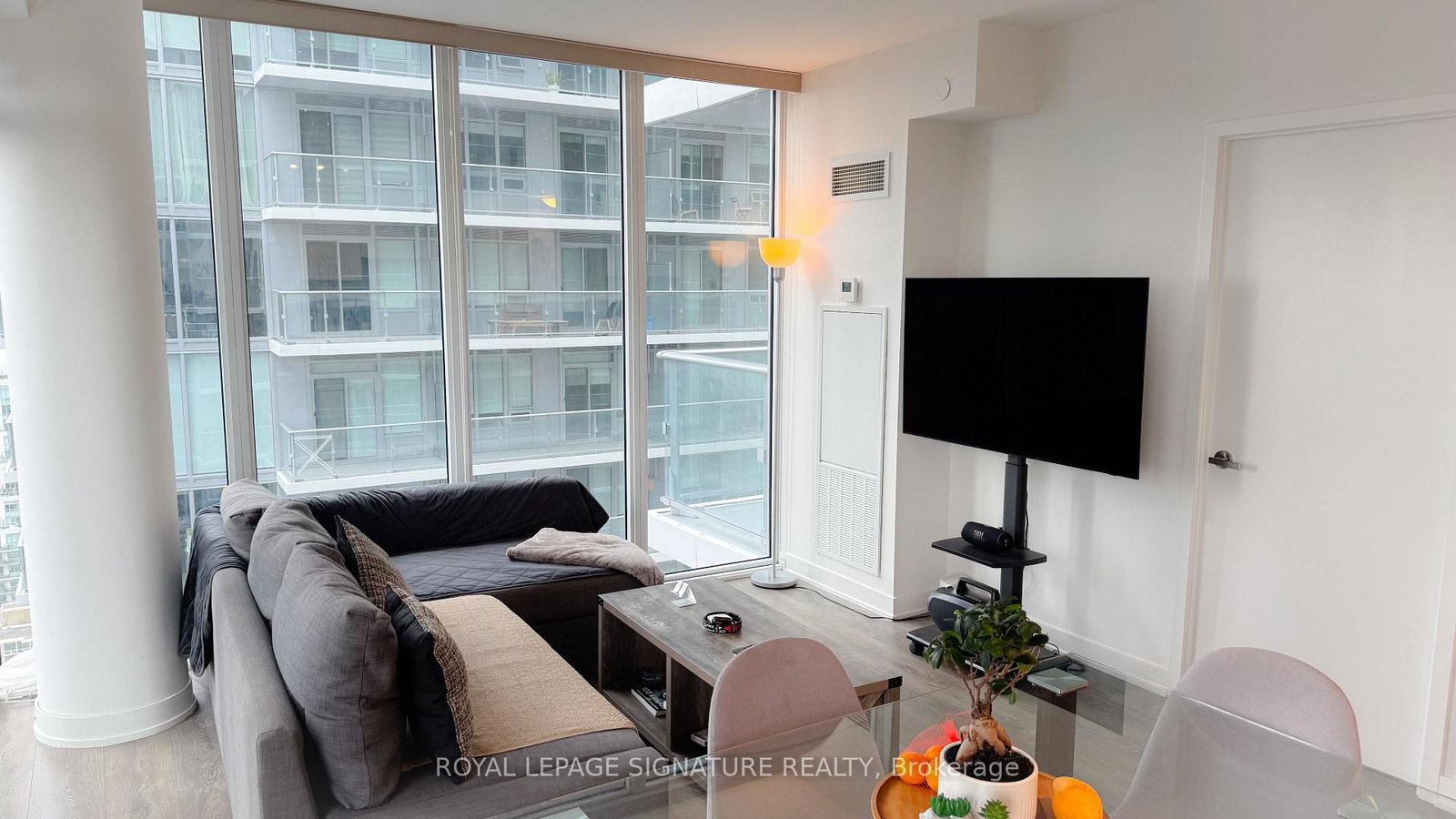 99-broadway-avenue-toronto-toronto-ontario-c13686772