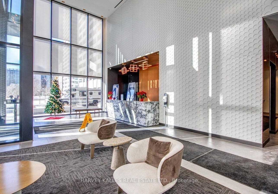 11-lillian-street-toronto-toronto-ontario-c13686828