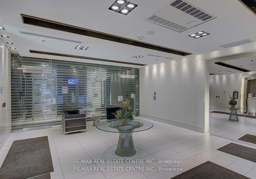 25-carlton-street-toronto-toronto-ontario-c13686872