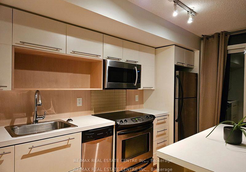 25-carlton-street-toronto-toronto-ontario-c13686872