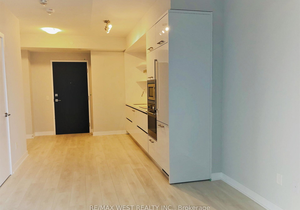2221-yonge-street-toronto-toronto-ontario-c13686890