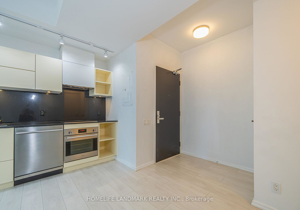 125-peter-street-toronto-toronto-ontario-c13687138