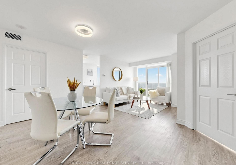 23-hollywood-avenue-toronto-north-york-ontario-c13687236