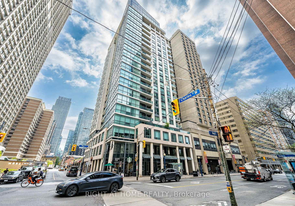 1121-bay-street-toronto-toronto-ontario-c13687670