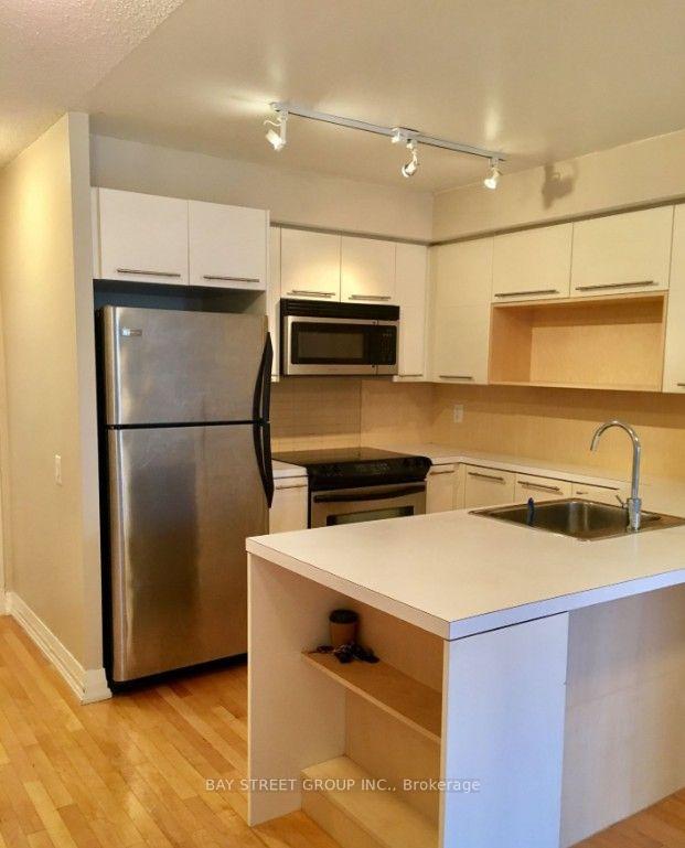 25-carlton-street-toronto-toronto-ontario-c13687704