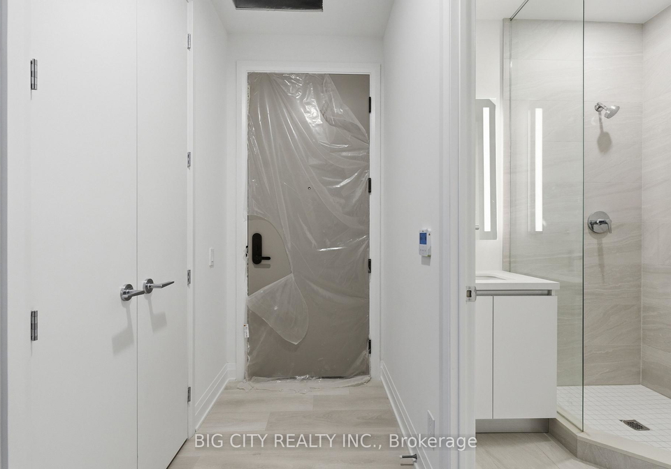 25-frederick-todd-way-toronto-east-york-ontario-c13687876