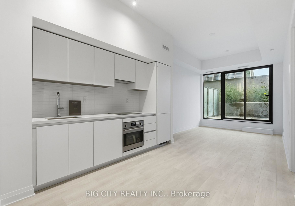 25-frederick-todd-way-toronto-east-york-ontario-c13687876