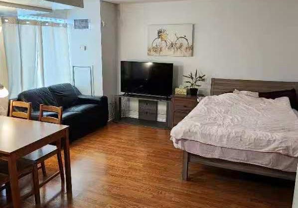 200-victoria-street-toronto-toronto-ontario-c13687914