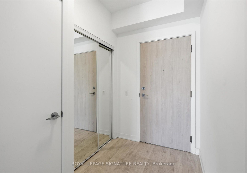 181-sheppard-avenue-e-toronto-north-york-ontario-c13688304