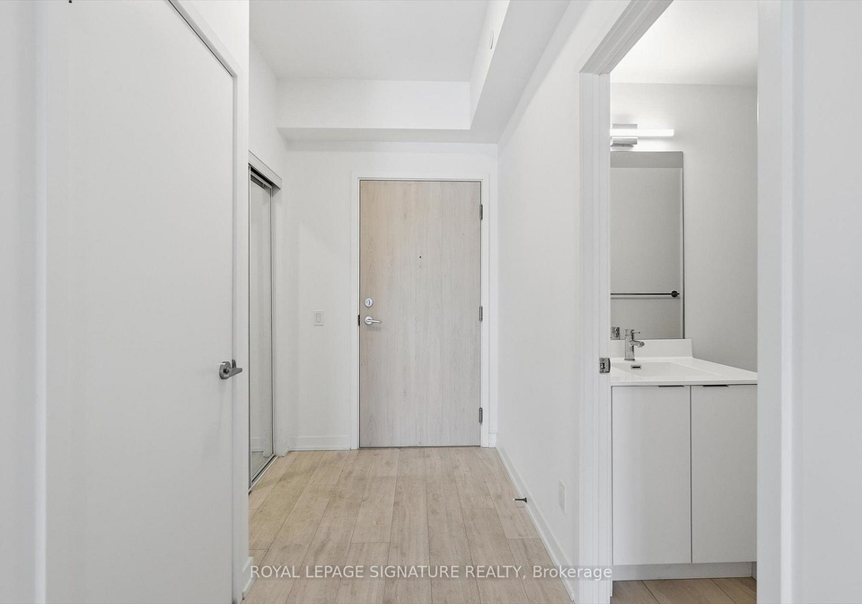 181-sheppard-avenue-e-toronto-north-york-ontario-c13688304