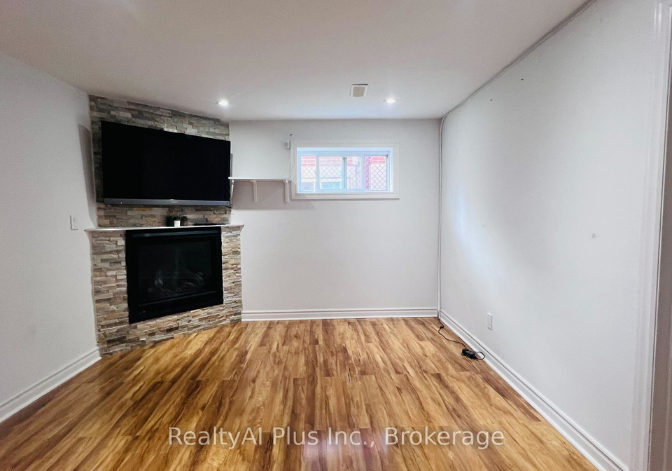 151-ernest-avenue-toronto-north-york-ontario-c13688318